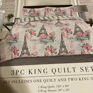 Paris King Quilt Set